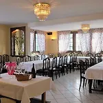 Szálloda Les Peyrieres 3*