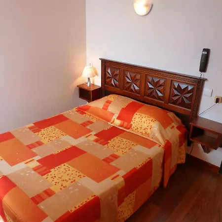 Otel Les Peyrieres