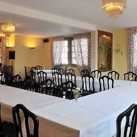 Les Peyrieres 3* Olemps
