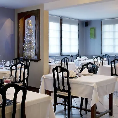 Otel Les Peyrieres 3*