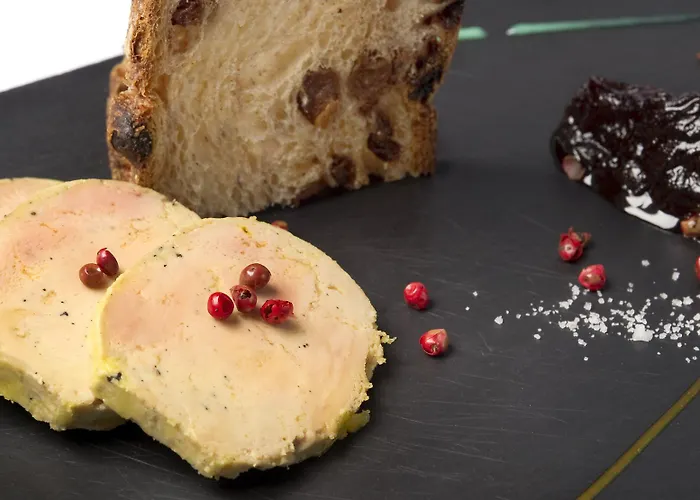 Les Peyrieres מלון Olemps