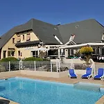 Hotel Les Peyrieres 3*