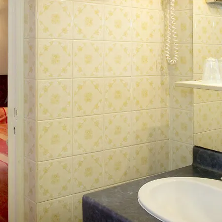 Les Peyrieres Hotel 3*