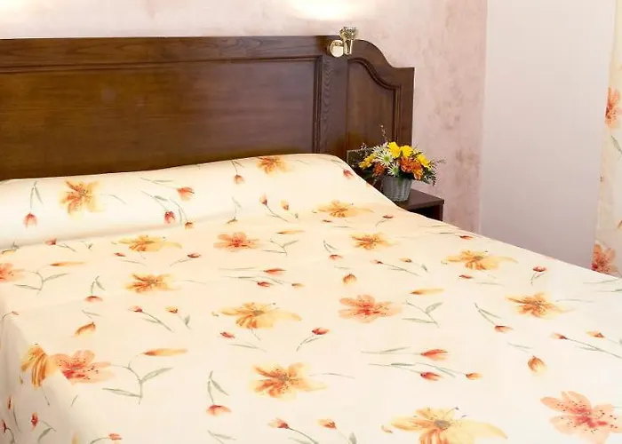 酒店 Les Peyrieres Olemps