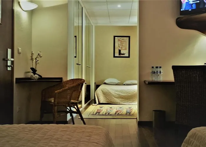 Les Peyrieres 酒店 3*